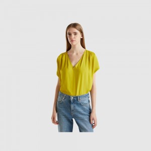 Blusa Benetton Flowy short sleeve blouse Mujer Moutarde | JBRKIC427
