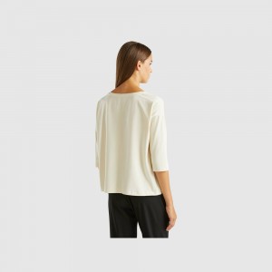 Camiseta Benetton glossy print Mujer Blancos | JIAVDF481